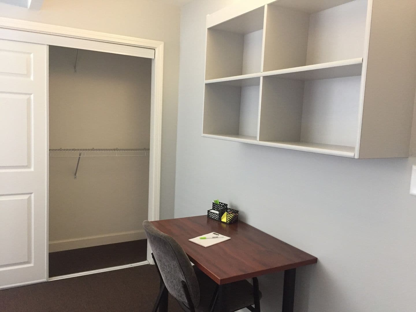 Champaign Apartment: 512 East Stoughton Street