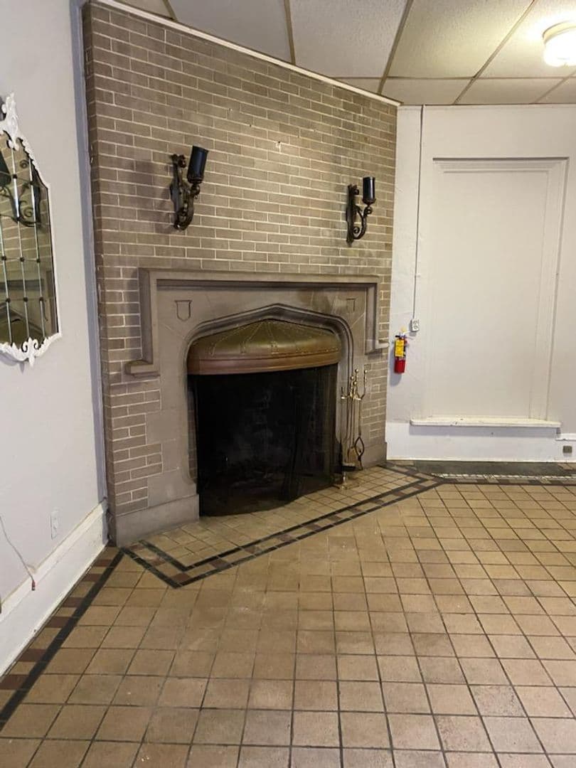 Urbana Apartment: 503 West Green Street
