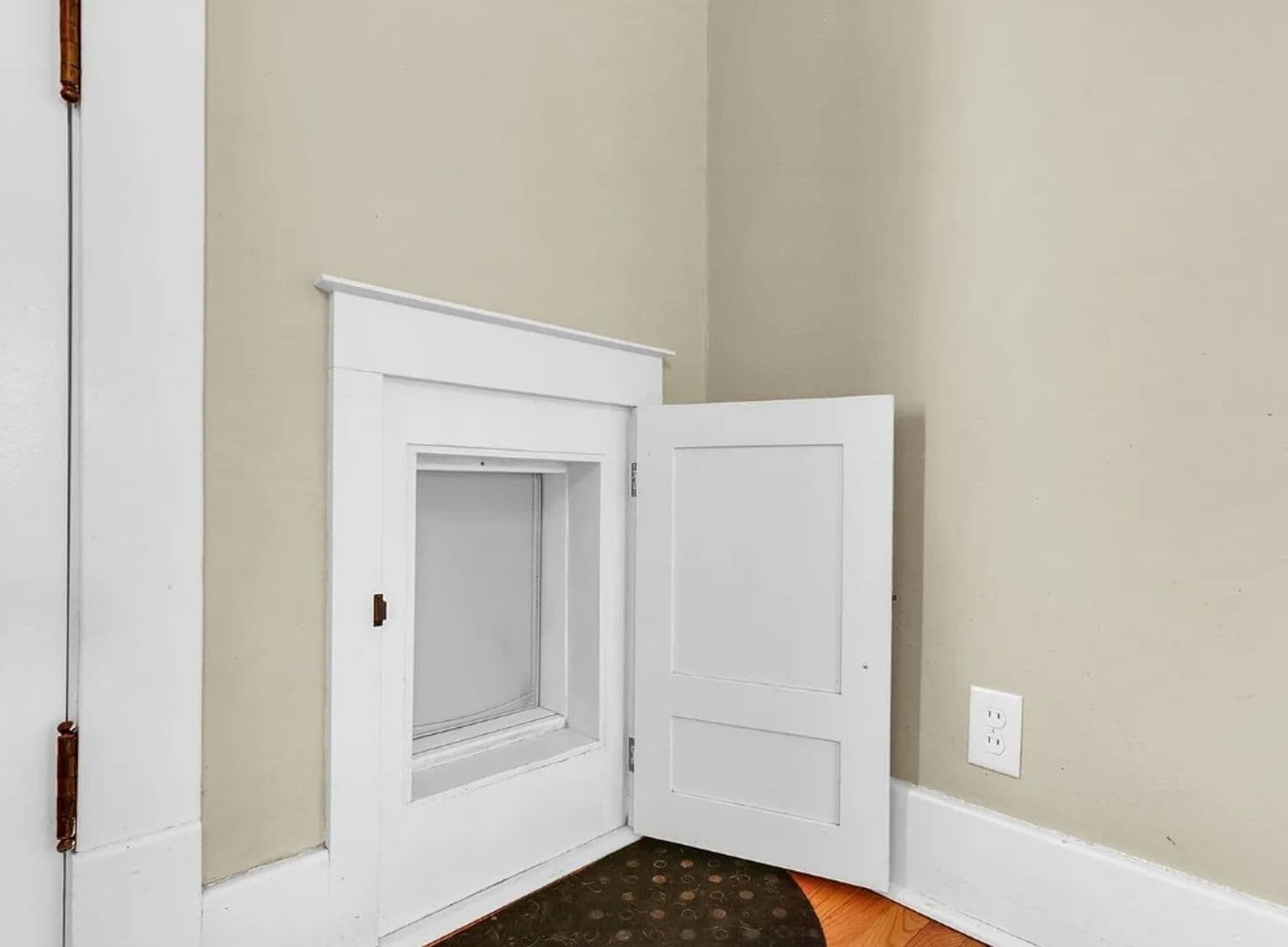Urbana House: 702 W Indiana