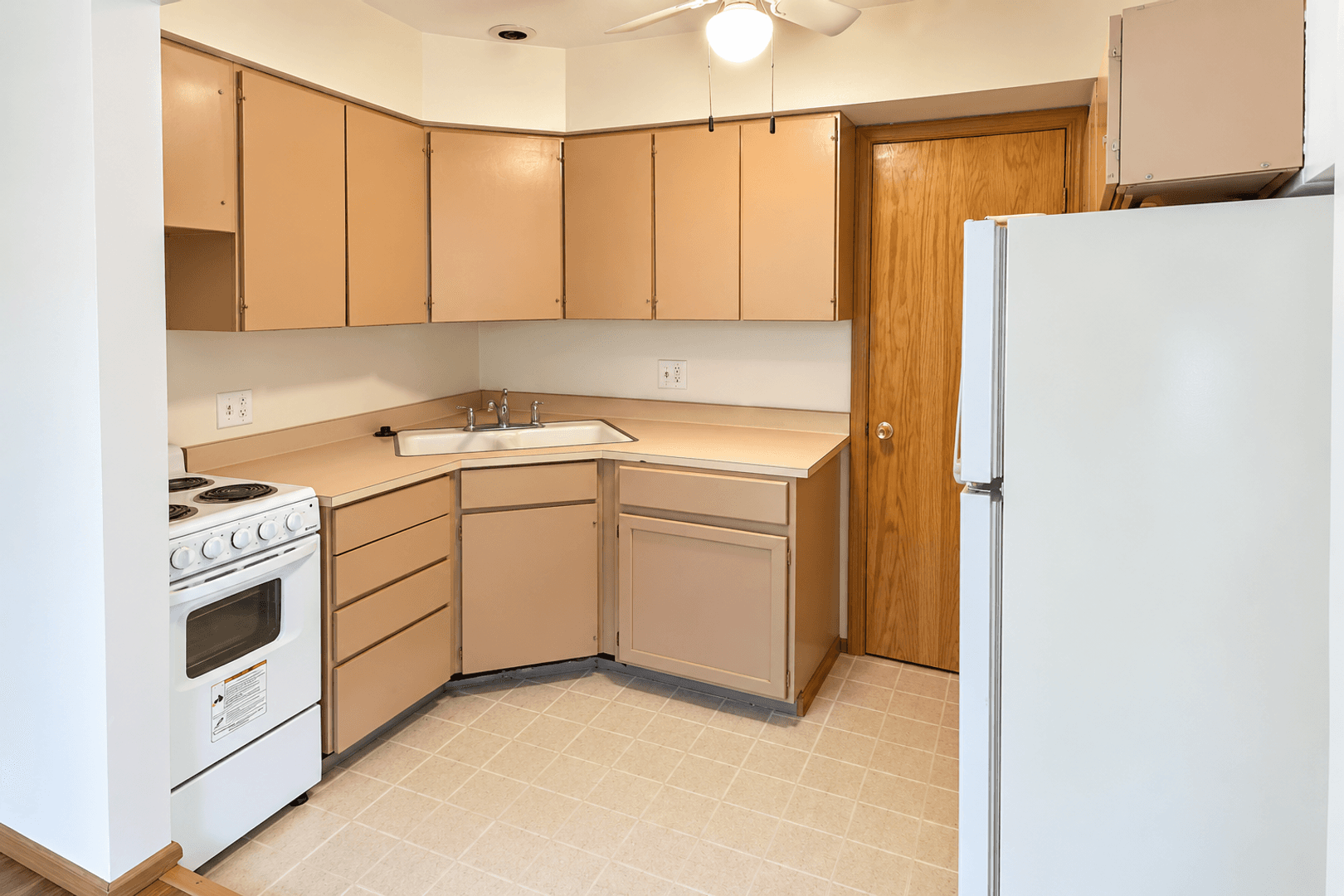 Urbana Apartment: 115 West Washington Street