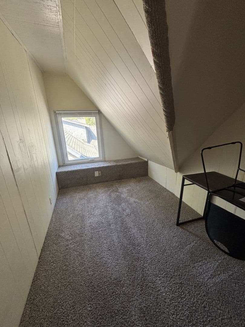 Urbana Apartment: 702 West Green Street