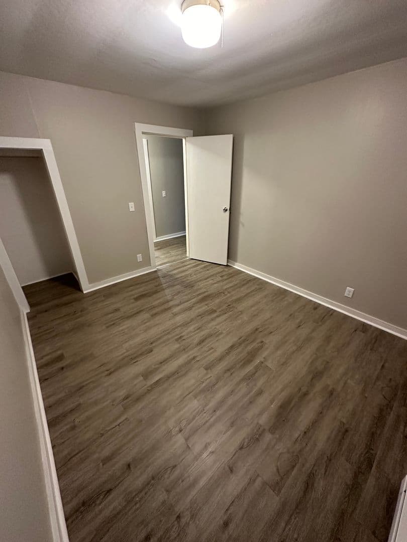 Rantoul Apartment: 415 North Sheldon Street