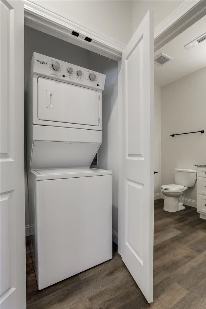 Champaign Apartment: 314 South State Street