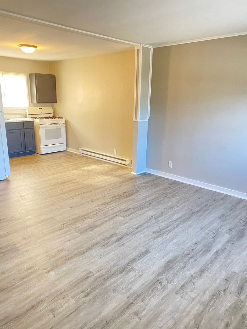 Rantoul Apartment: 415 North Sheldon Street
