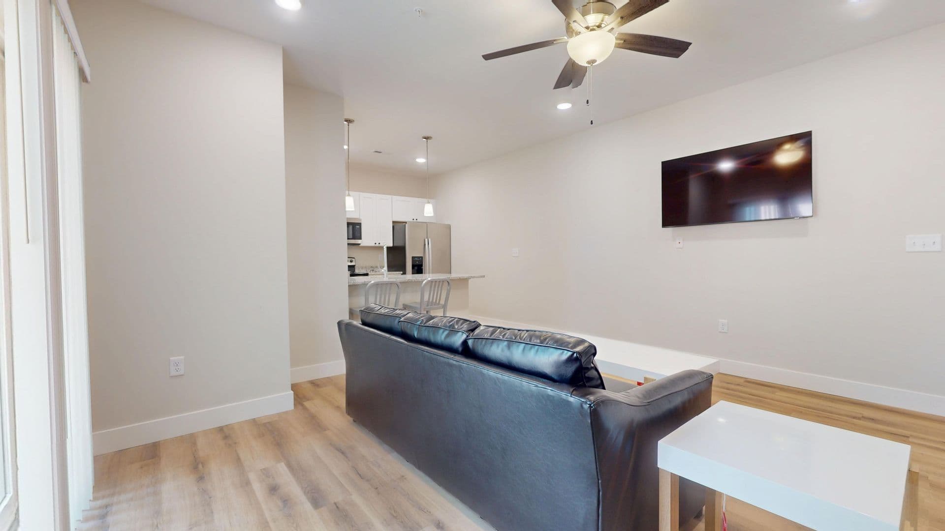 Champaign Apartment: 305 West Washington Street