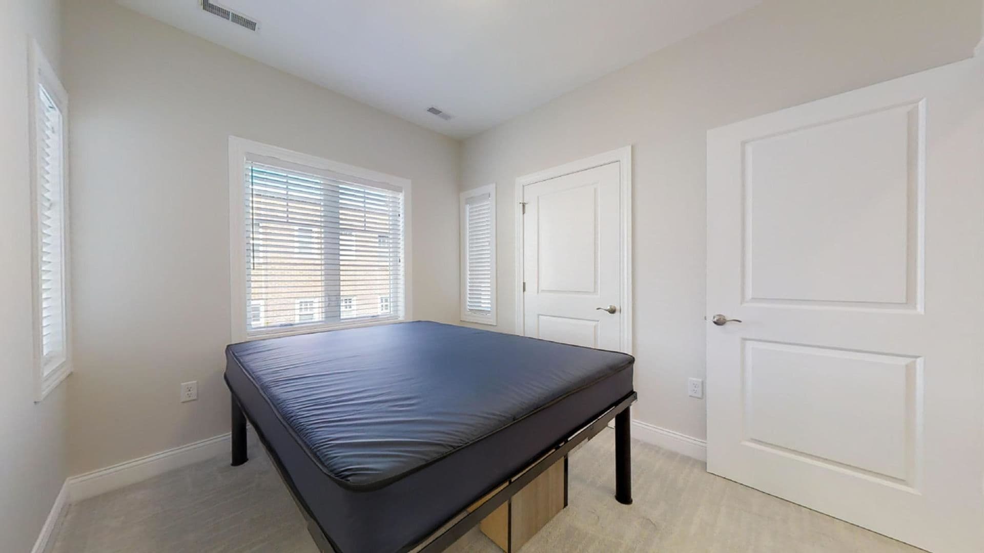 Champaign Apartment: 309 West Washington Street