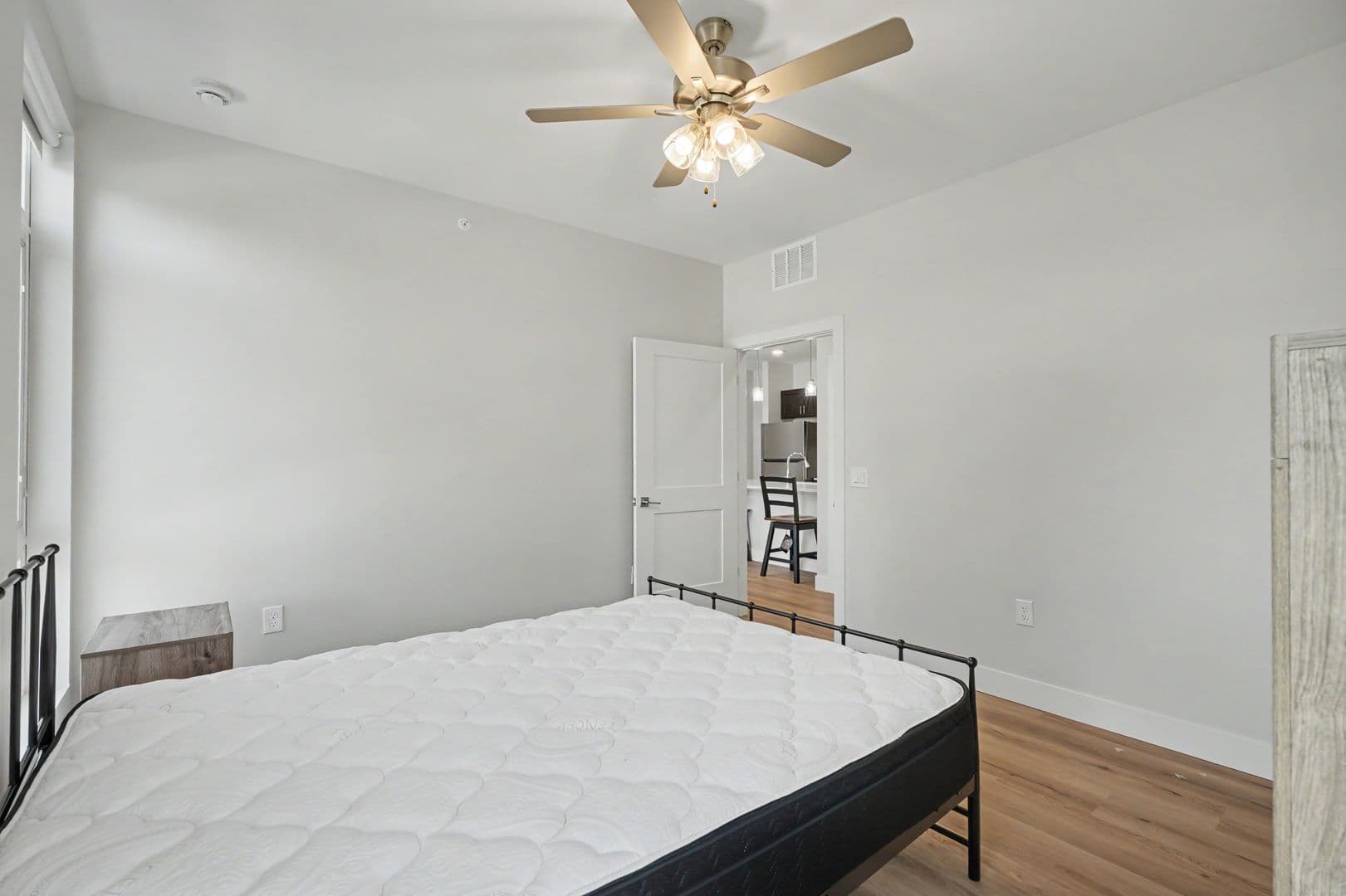 Champaign Apartment: 512 W Clark St