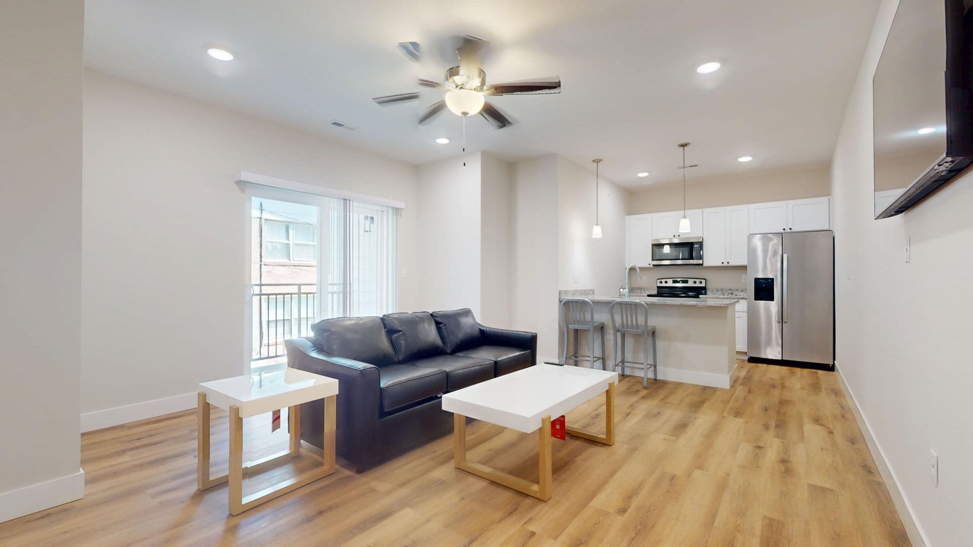 Champaign Apartment: 305 West Washington Street