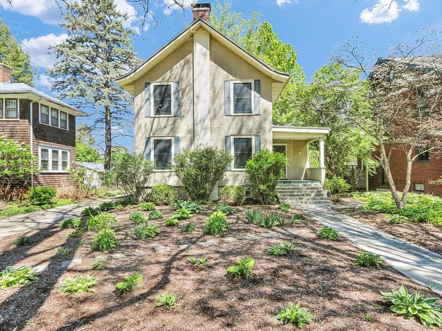 Urbana House: 702 W Indiana