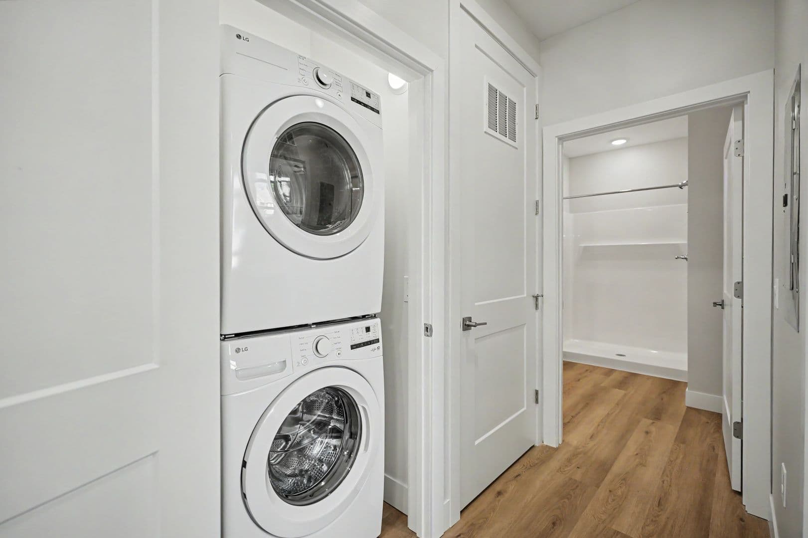 Champaign Apartment: 512 W Clark St