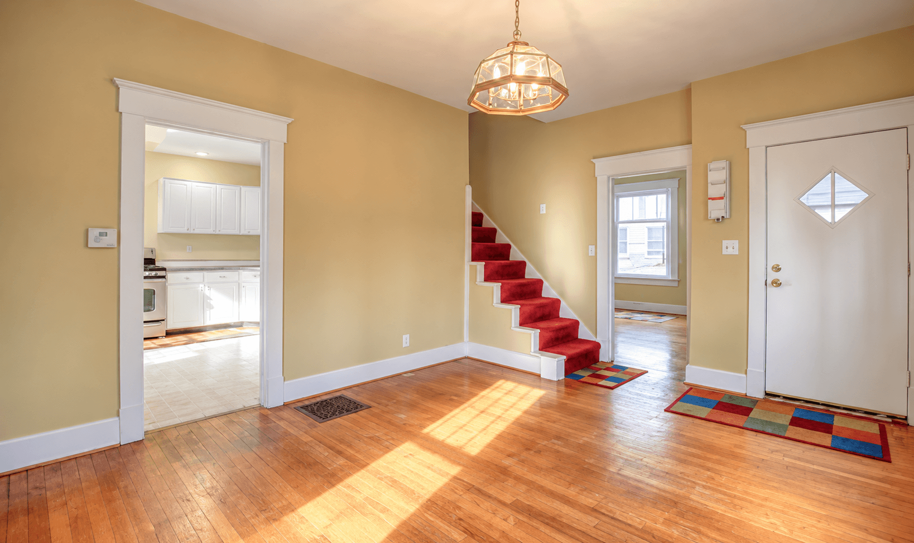 Urbana Apartment: 606 West Iowa Street