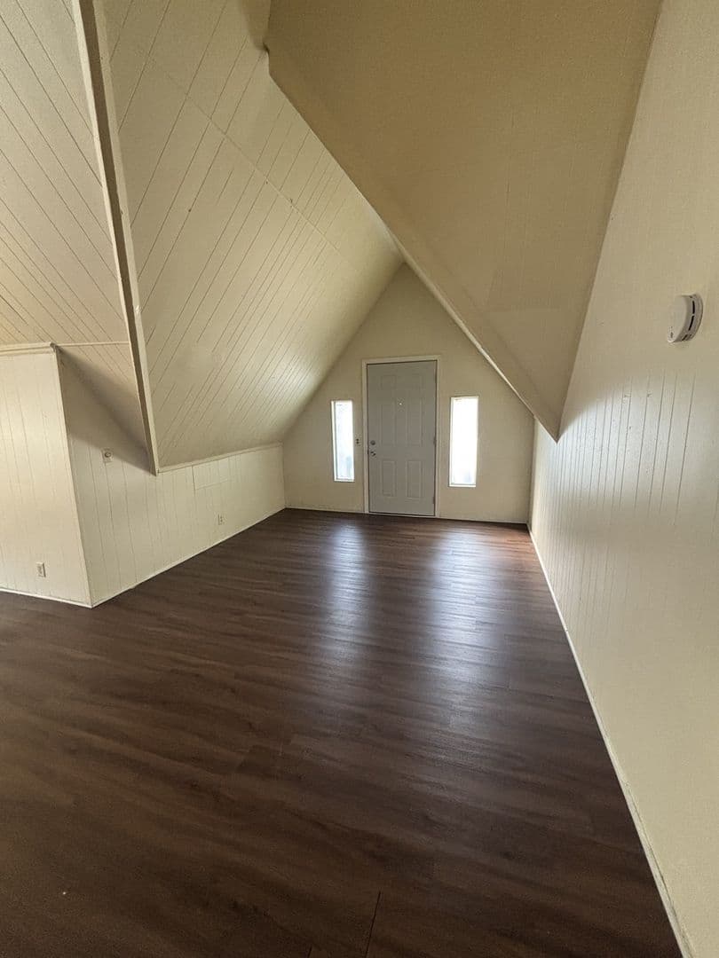 Urbana Apartment: 702 West Green Street