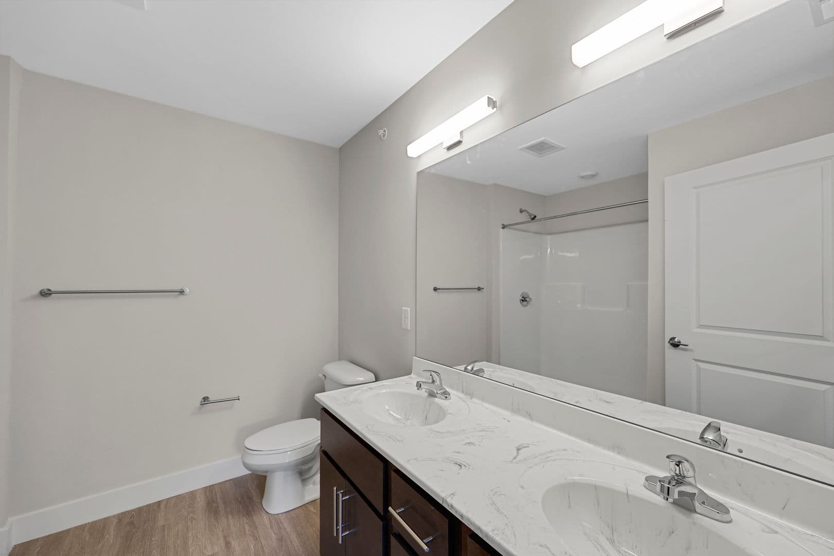 Urbana Apartment: 707 W Springfield Avenue