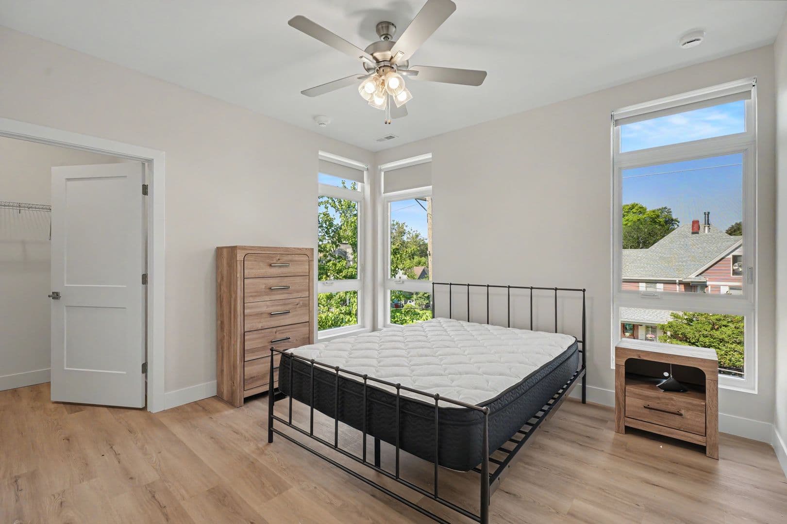 Champaign Apartment: 512 W Clark St