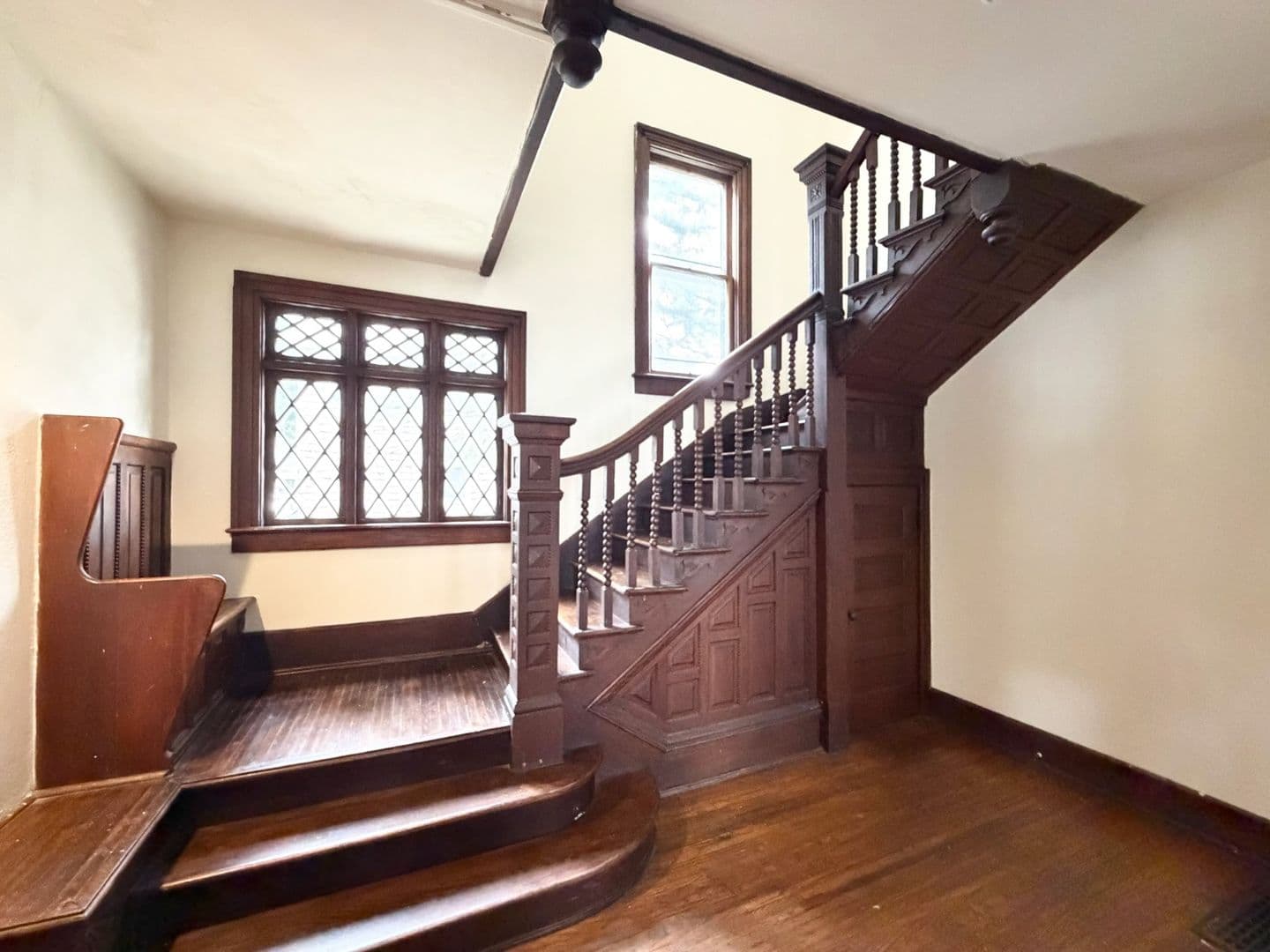 Urbana House: 604 West Elm Street