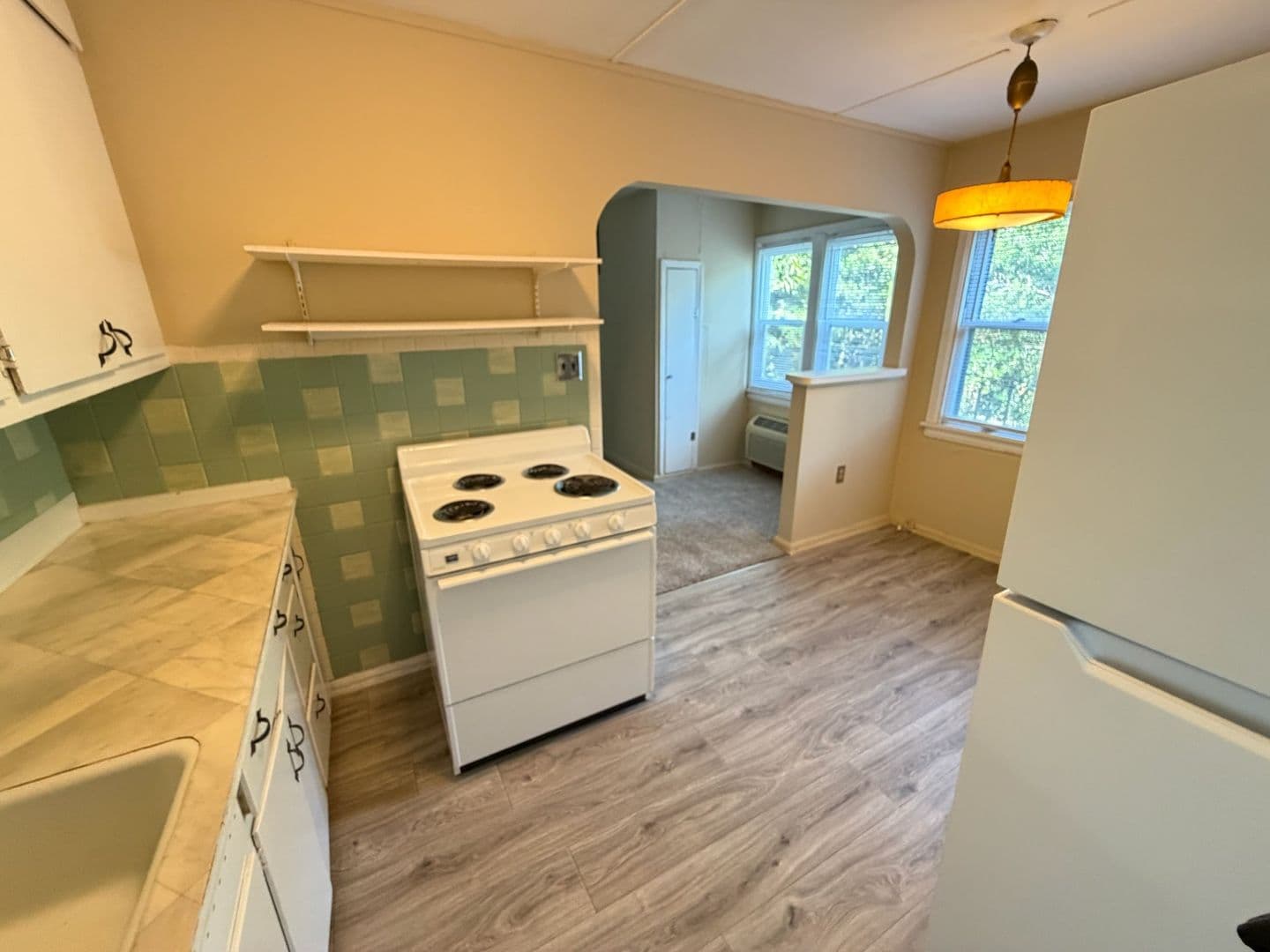 Urbana Apartment: 904 S. Webber