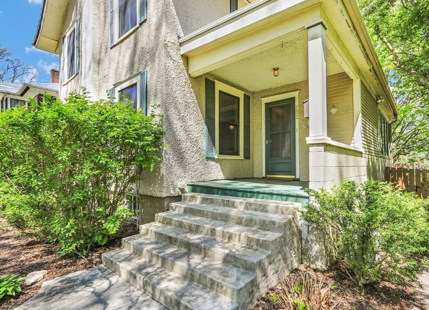 Urbana House: 702 W Indiana