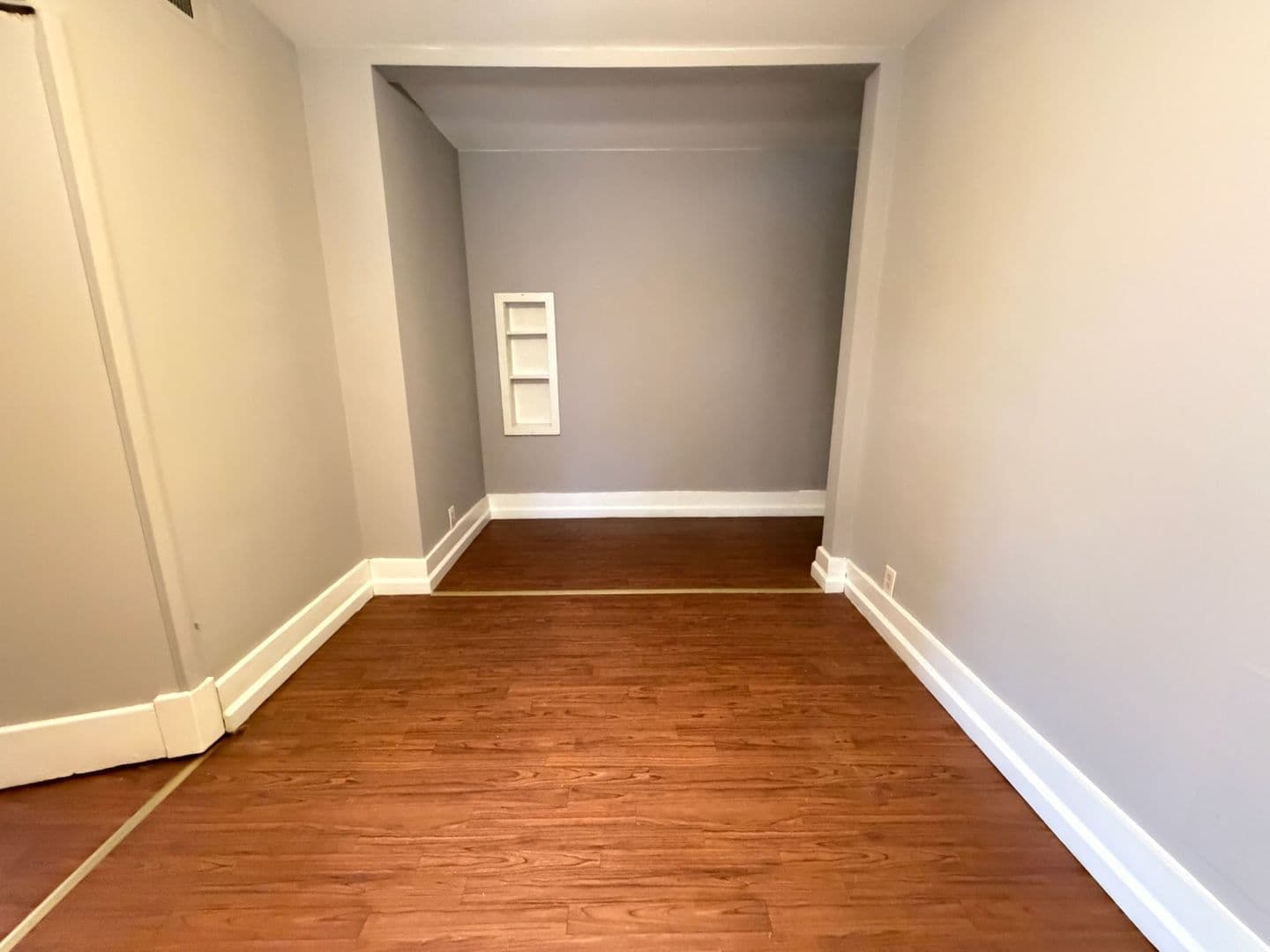 Champaign Apartment: 301 West Eureka Street