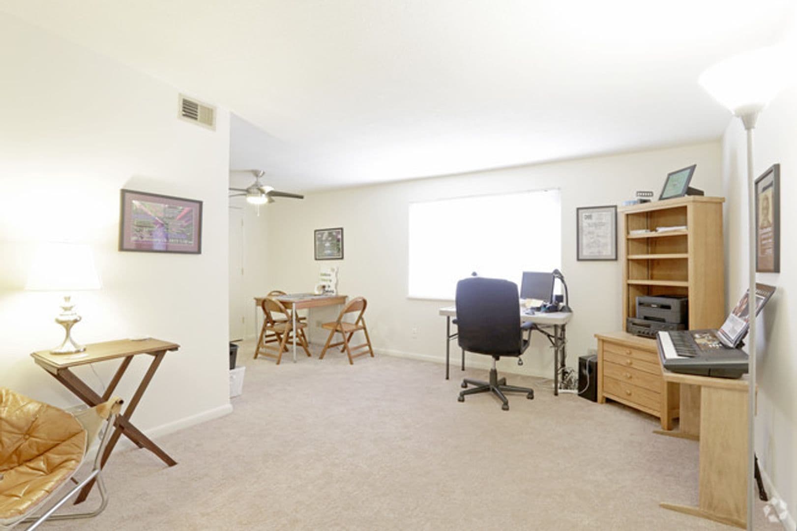 Champaign Apartment: 1402 N McKinley Ave