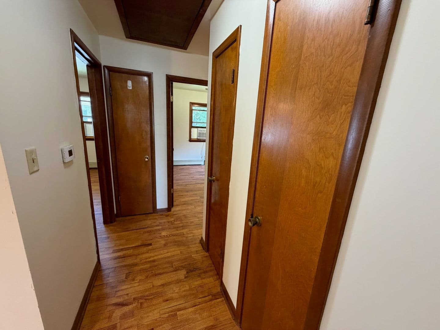 Mahomet House: 202 Center