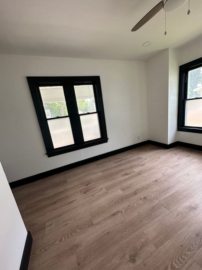 Urbana House: 806 W Stoughton Street