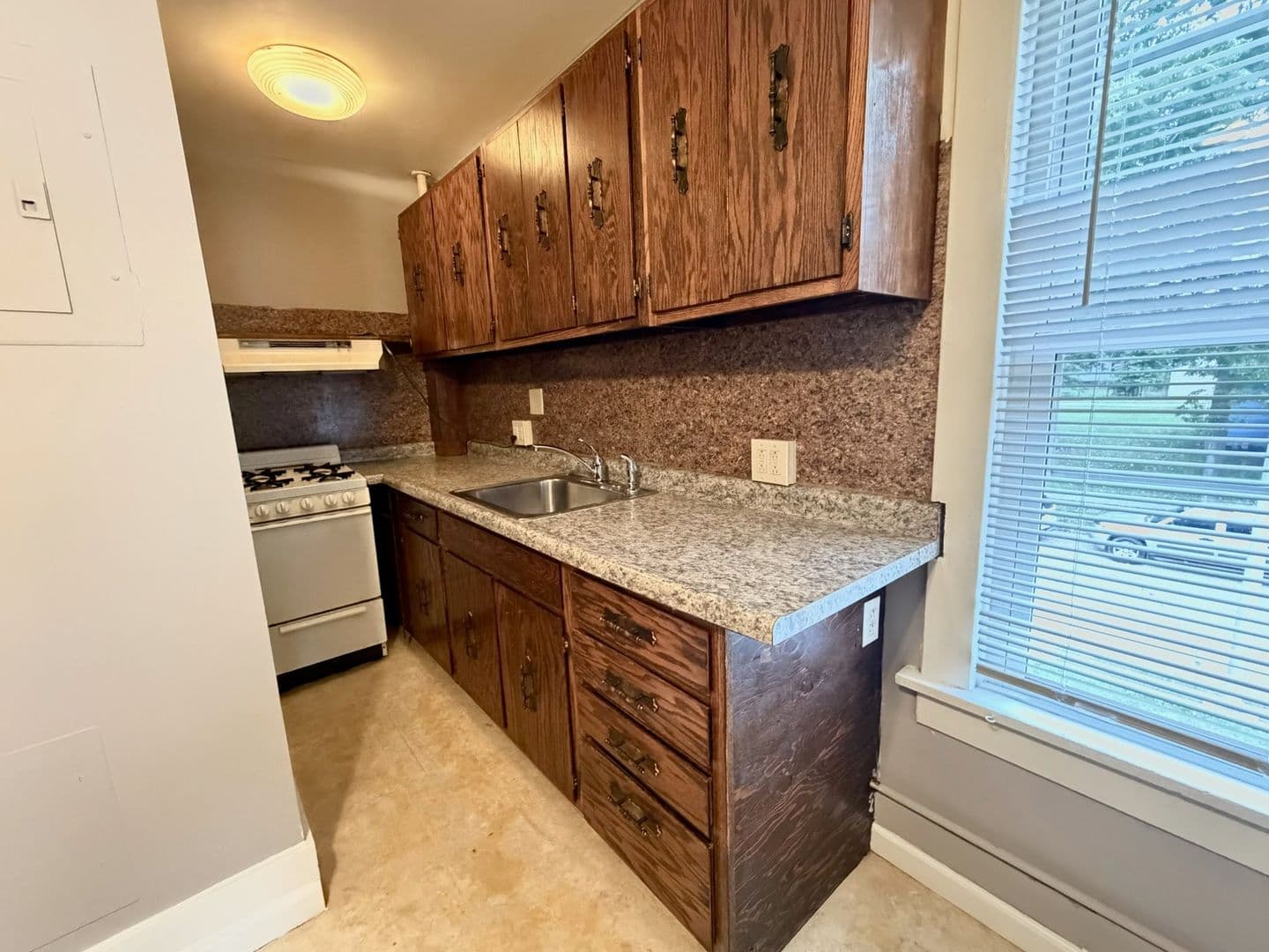 Champaign Apartment: 301 West Eureka Street