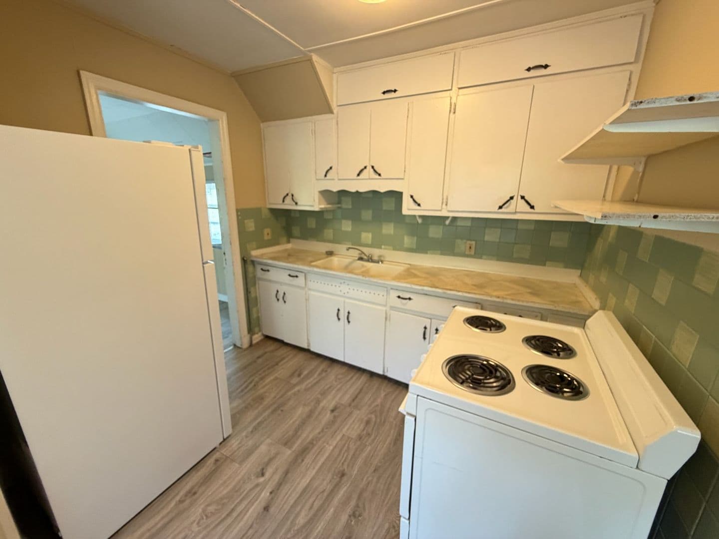Urbana Apartment: 904 S. Webber