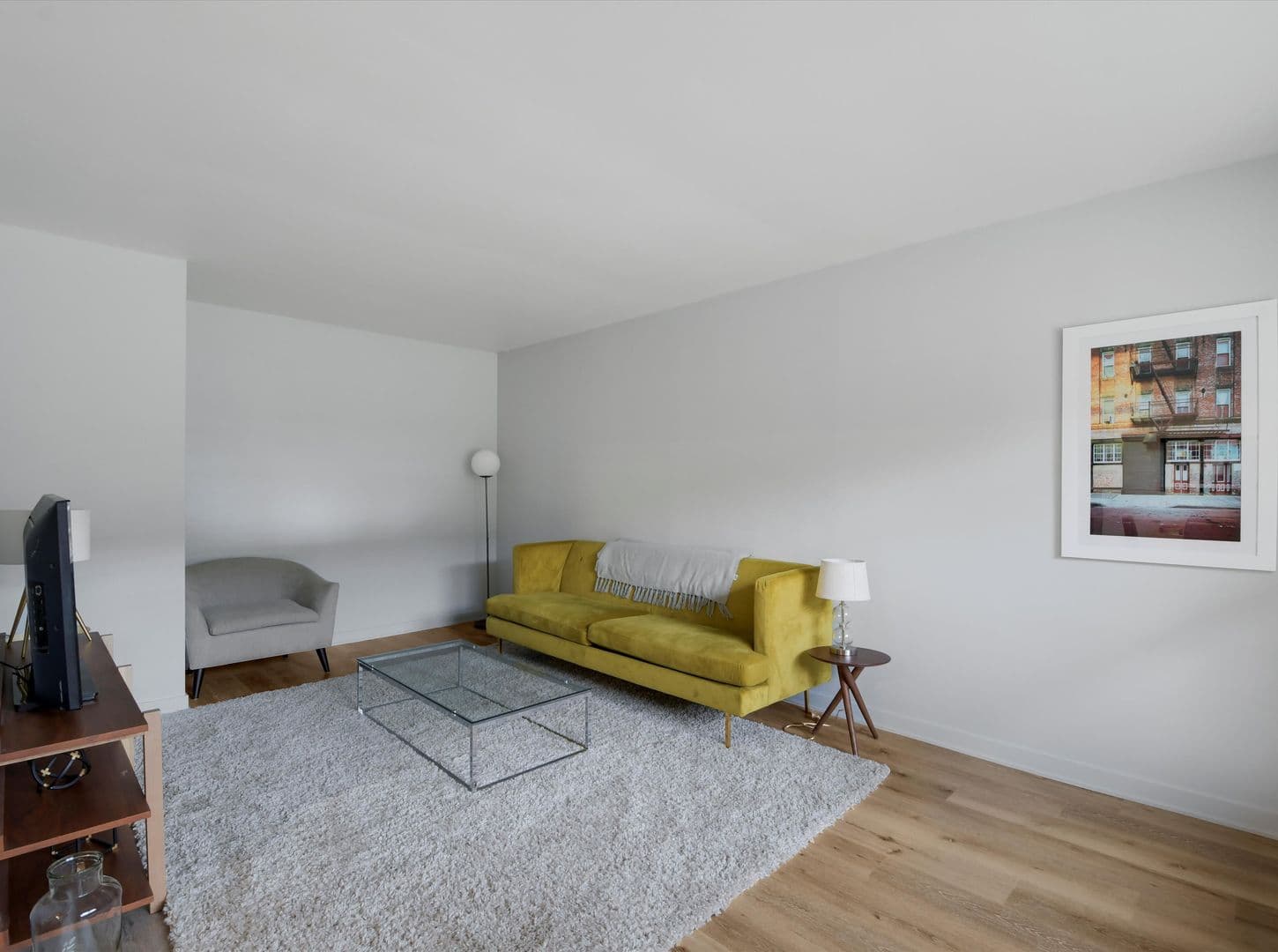 Charleston Apartment: 2216 9th Street