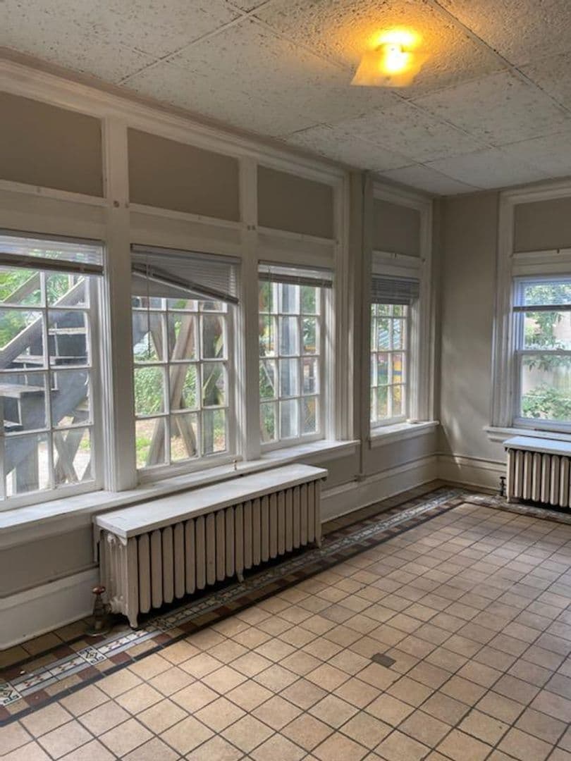Urbana Apartment: 503 West Green Street