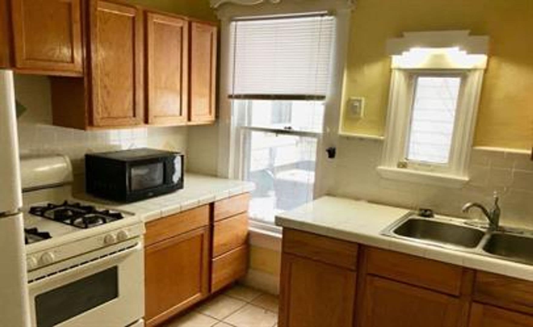 Urbana House: 704 West Illinois Street