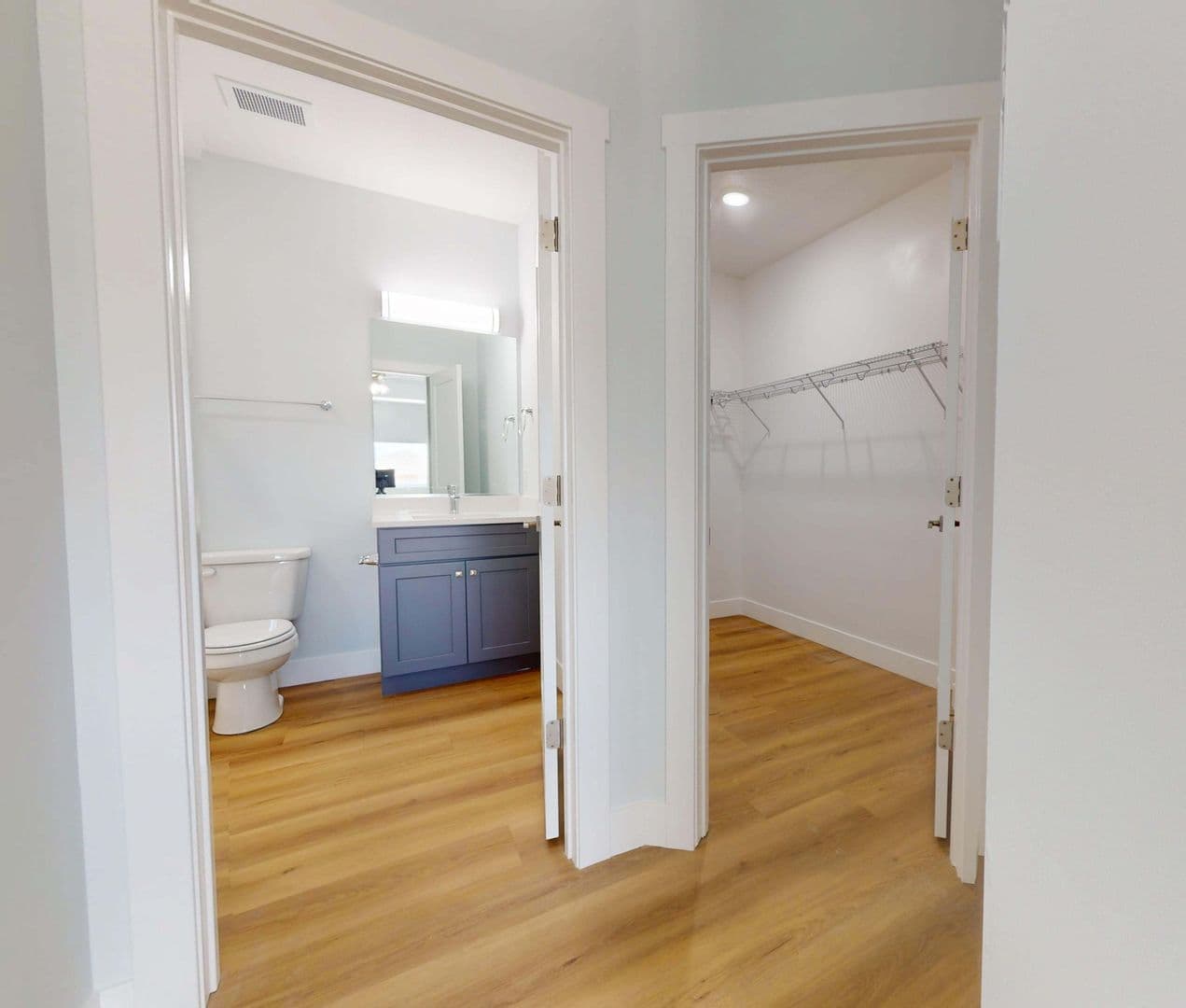 Champaign Apartment: 2414 N Neil St