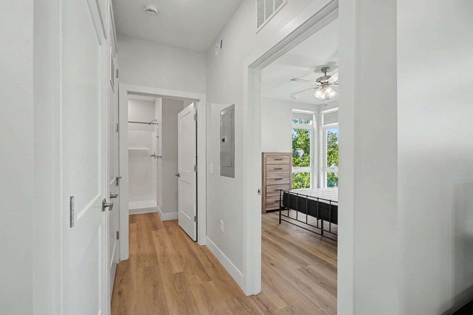 Champaign Apartment: 512 W Clark St