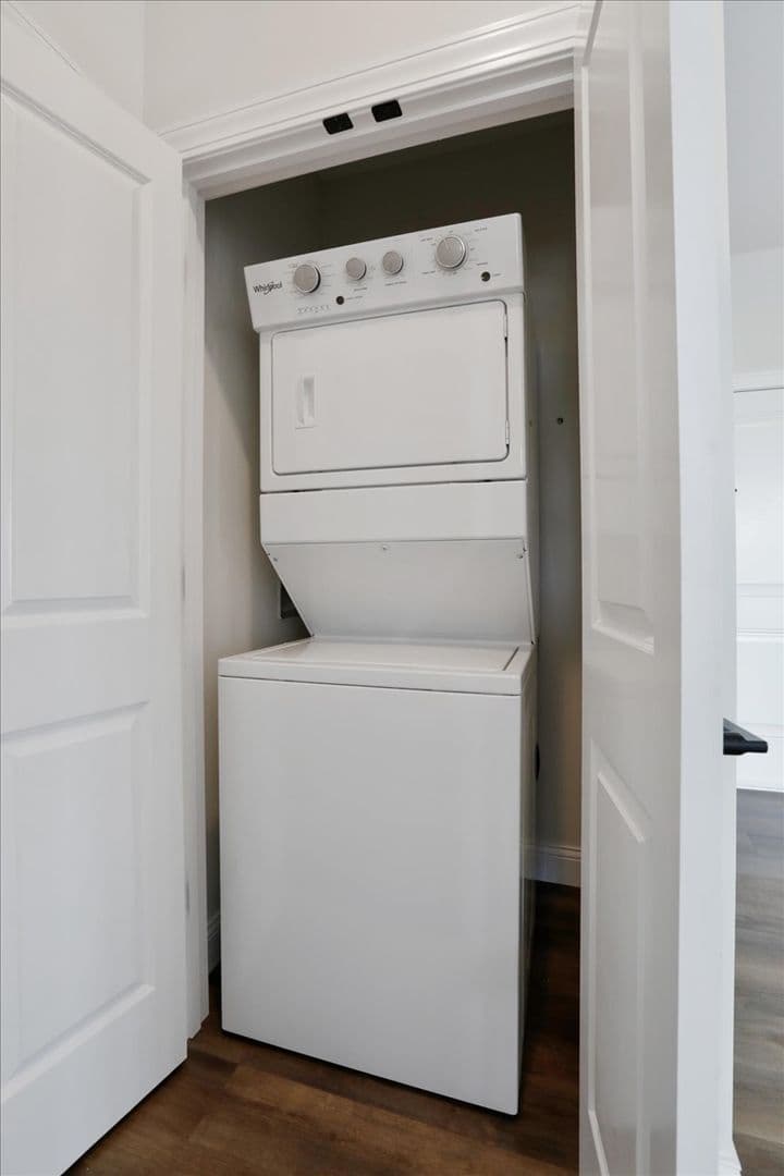 Champaign Apartment: 314 South State Street