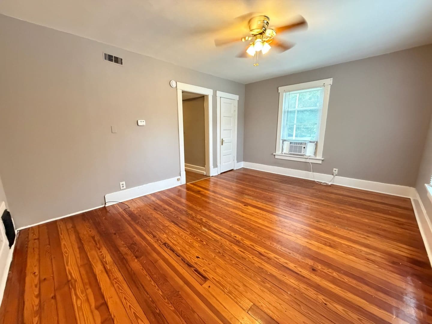 Champaign Apartment: 301 West Eureka Street