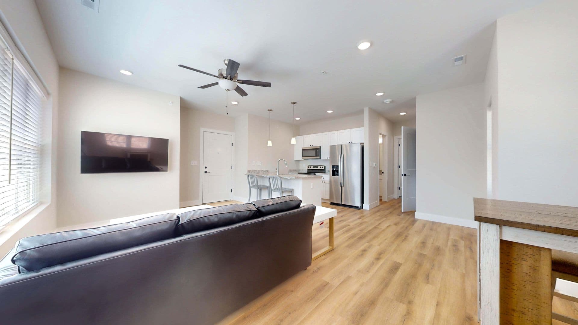Champaign Apartment: 305 West Washington Street
