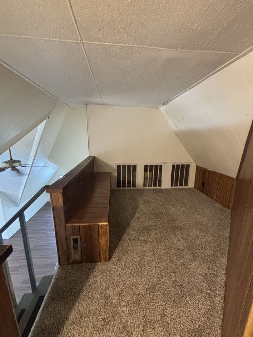 Urbana Apartment: 702 West Green Street