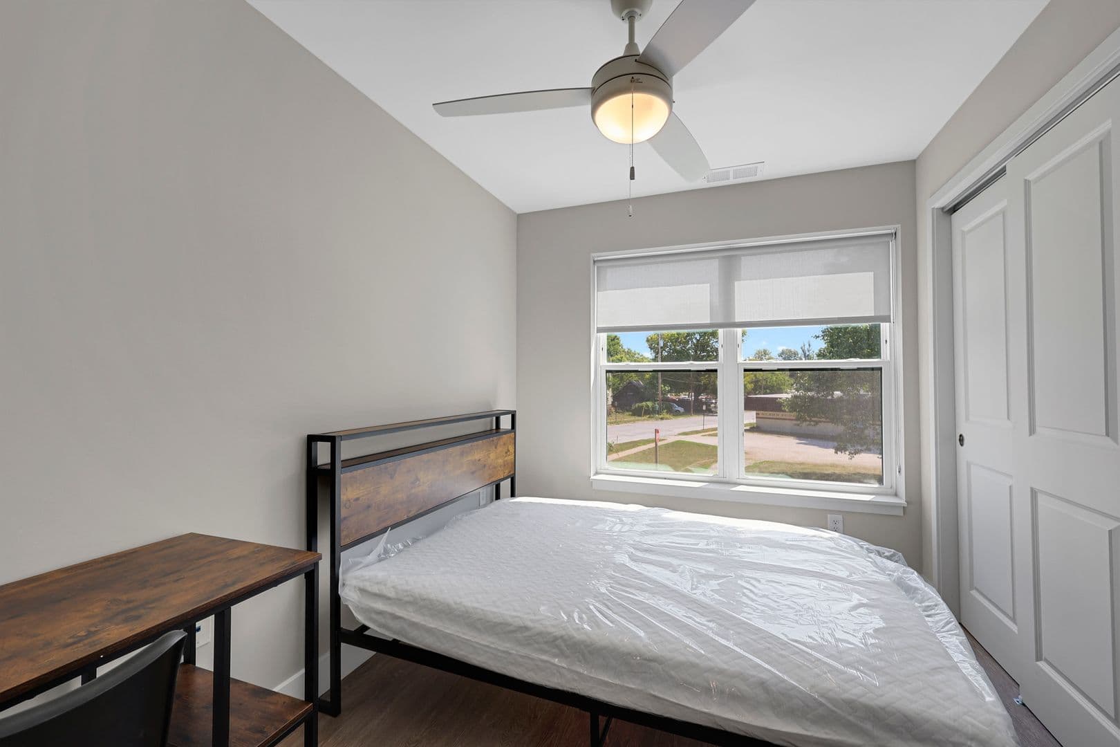 Urbana Apartment: 507 W Springfield