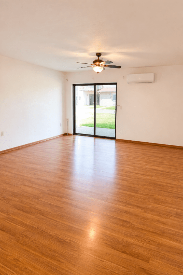 Galesville Apartment: 16210 Ridgeiew Dr