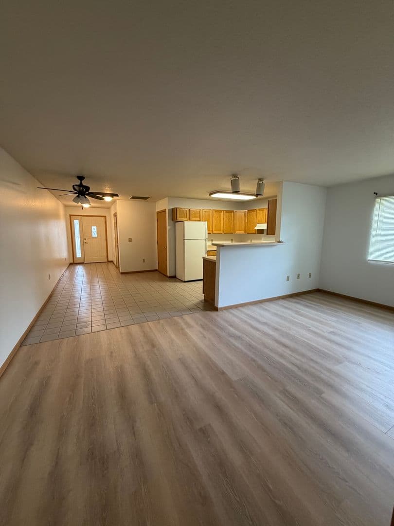 La Crosse Townhome: 4300 Fireclay Court