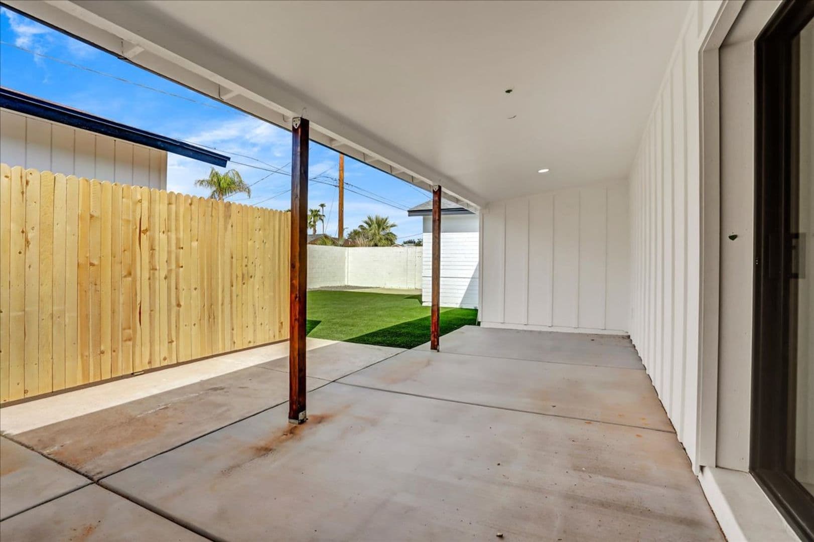 Scottsdale House: 1050 N 74th Street
