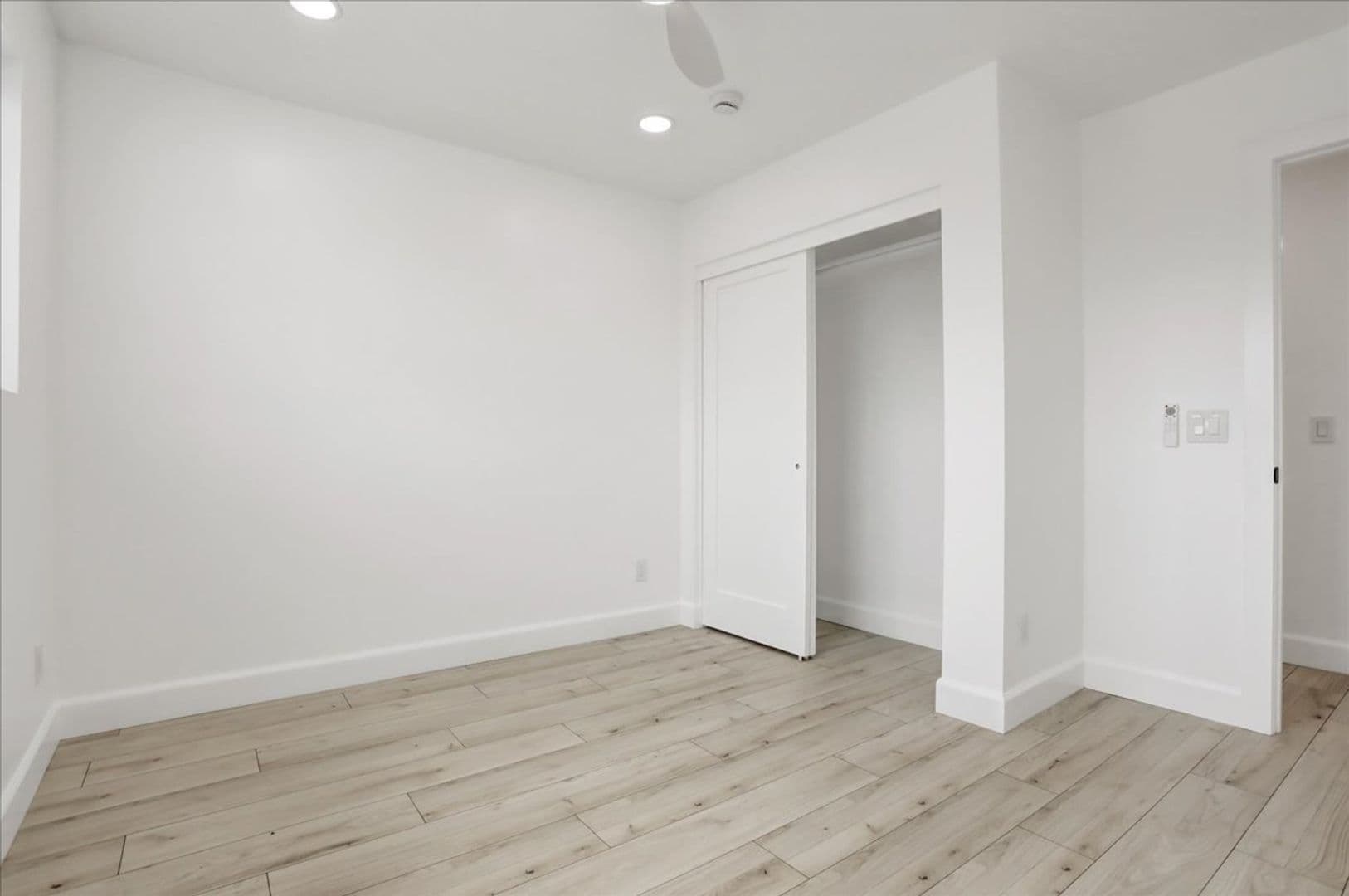 Scottsdale House: 1050 N 74th Street