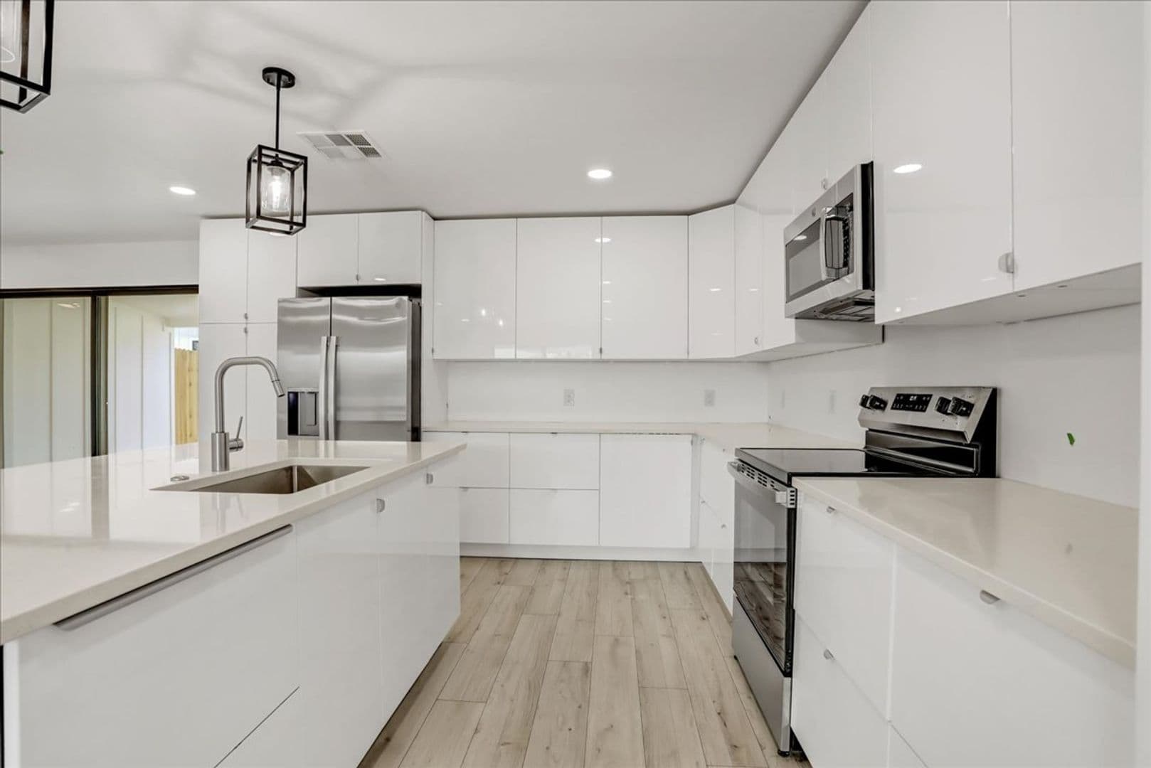 Scottsdale House: 1050 N 74th Street