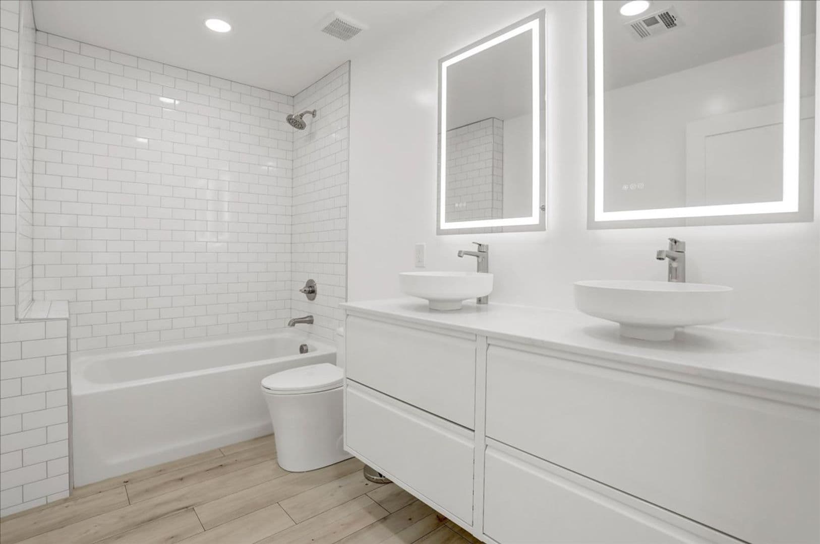 Scottsdale House: 1050 N 74th Street