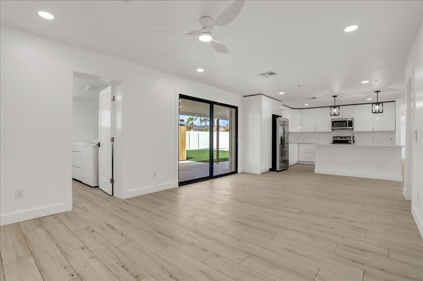 Scottsdale House: 1050 N 74th Street