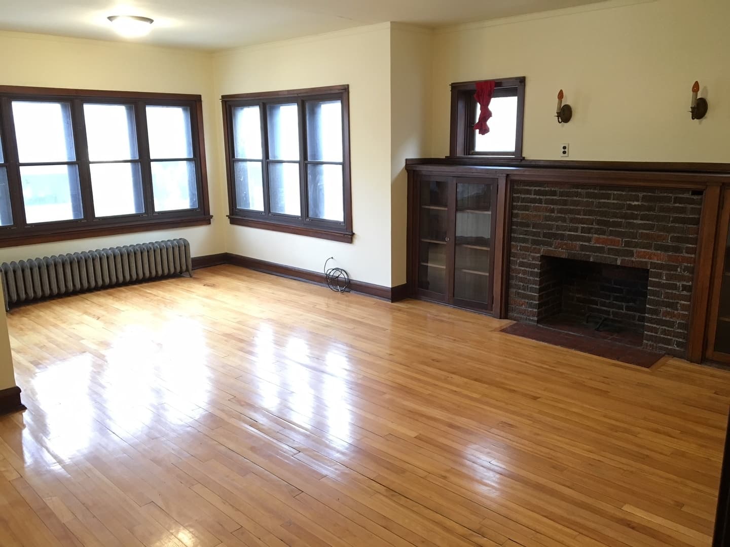 Madison Apartment: 10 E. Gorham St.