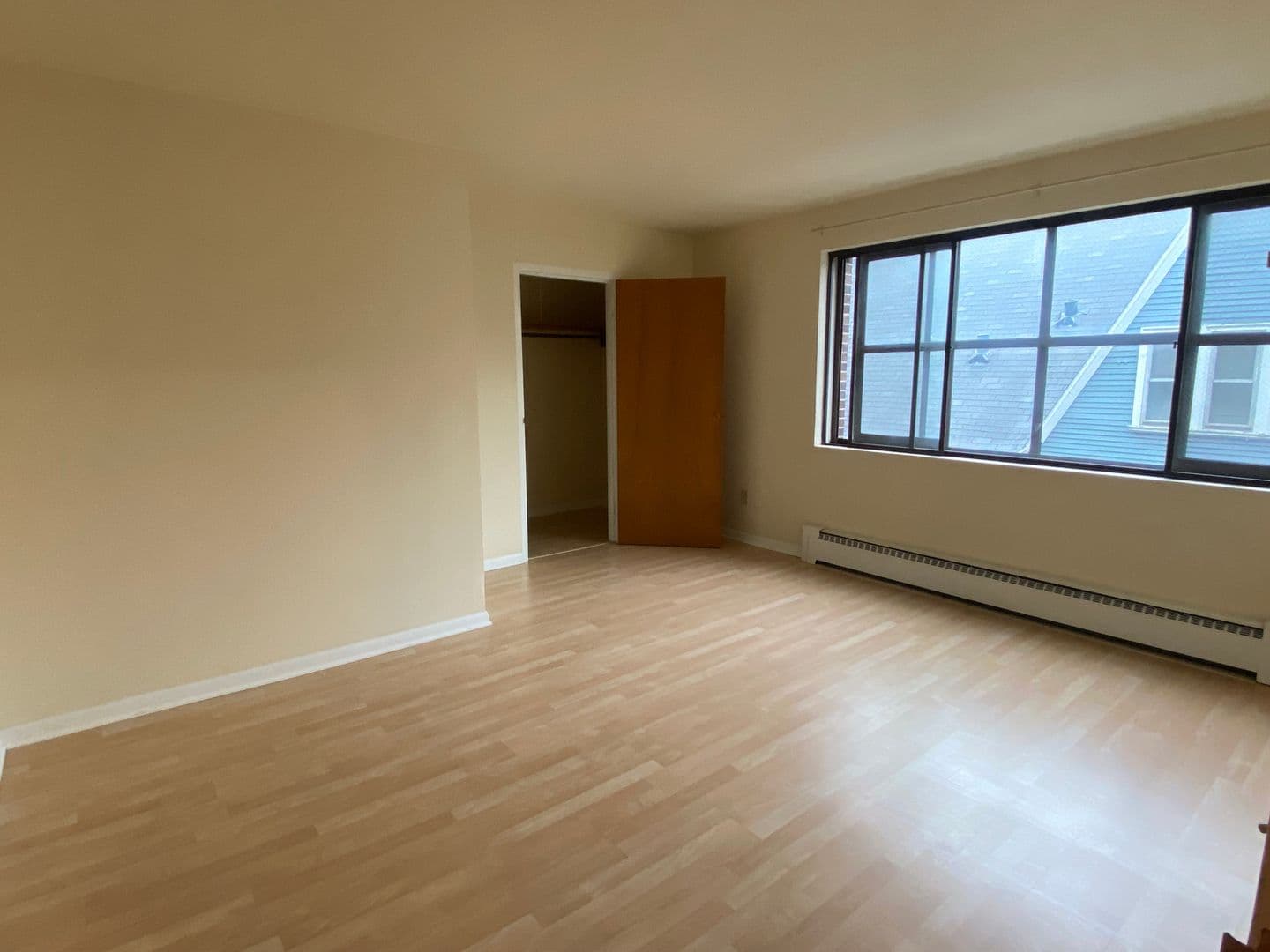 Madison Apartment: 415 Wisconsin Ave.