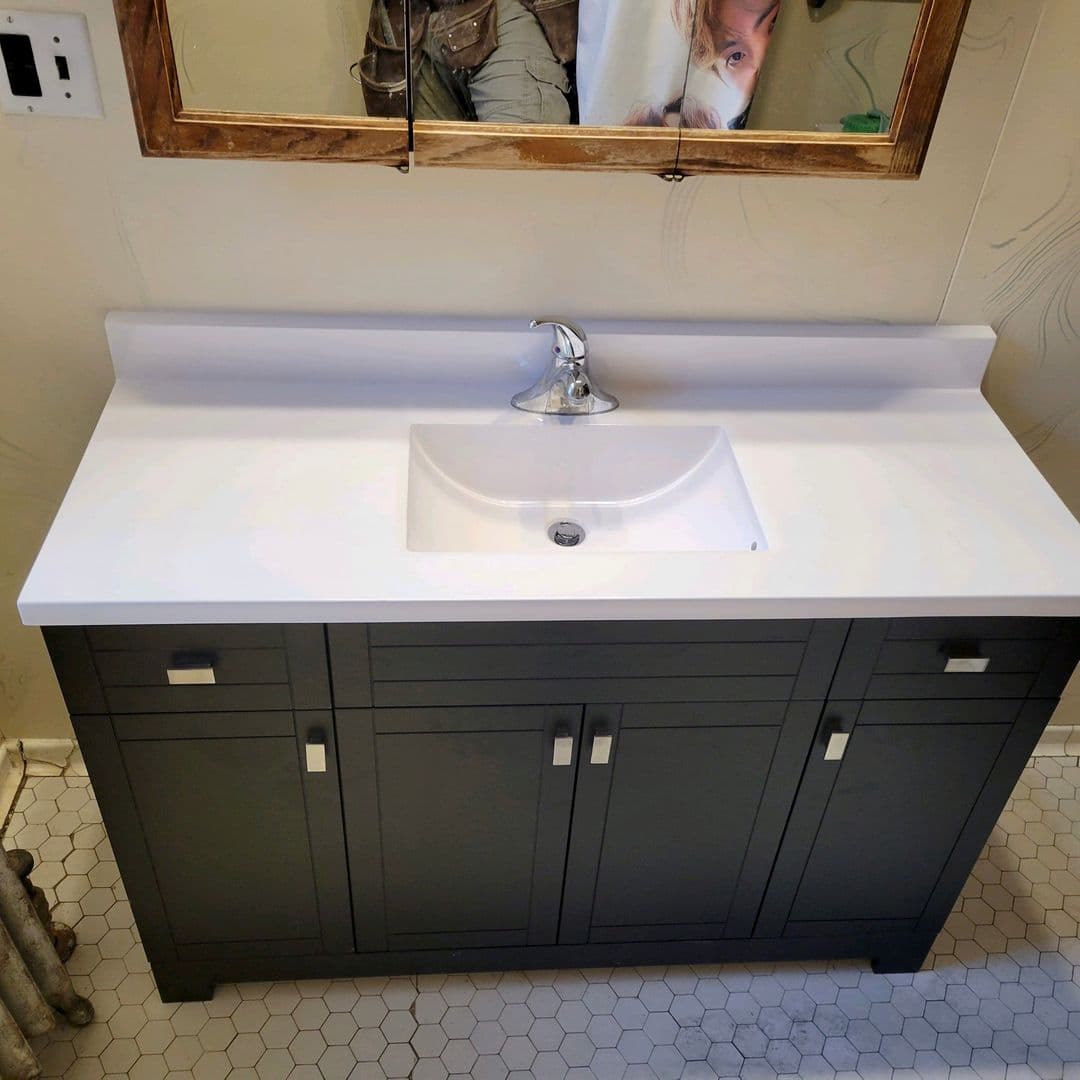 Madison Apartment: 10 E. Gorham St.