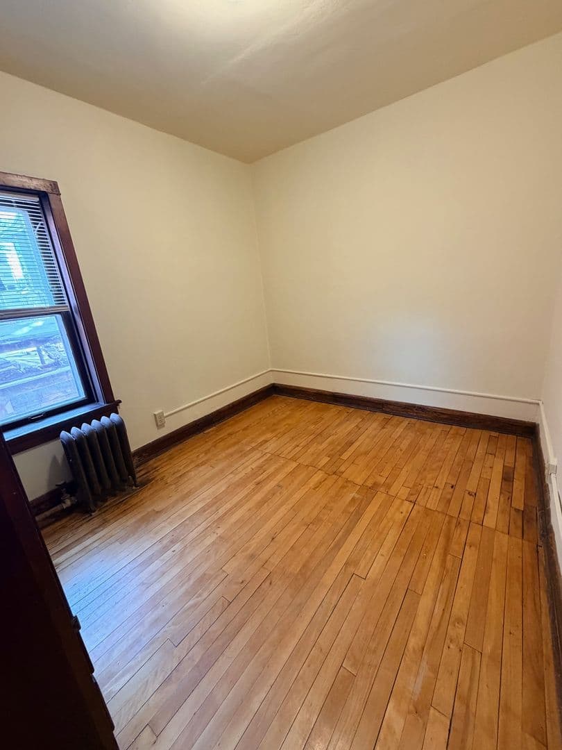 Madison Apartment: 10 E. Gorham St.