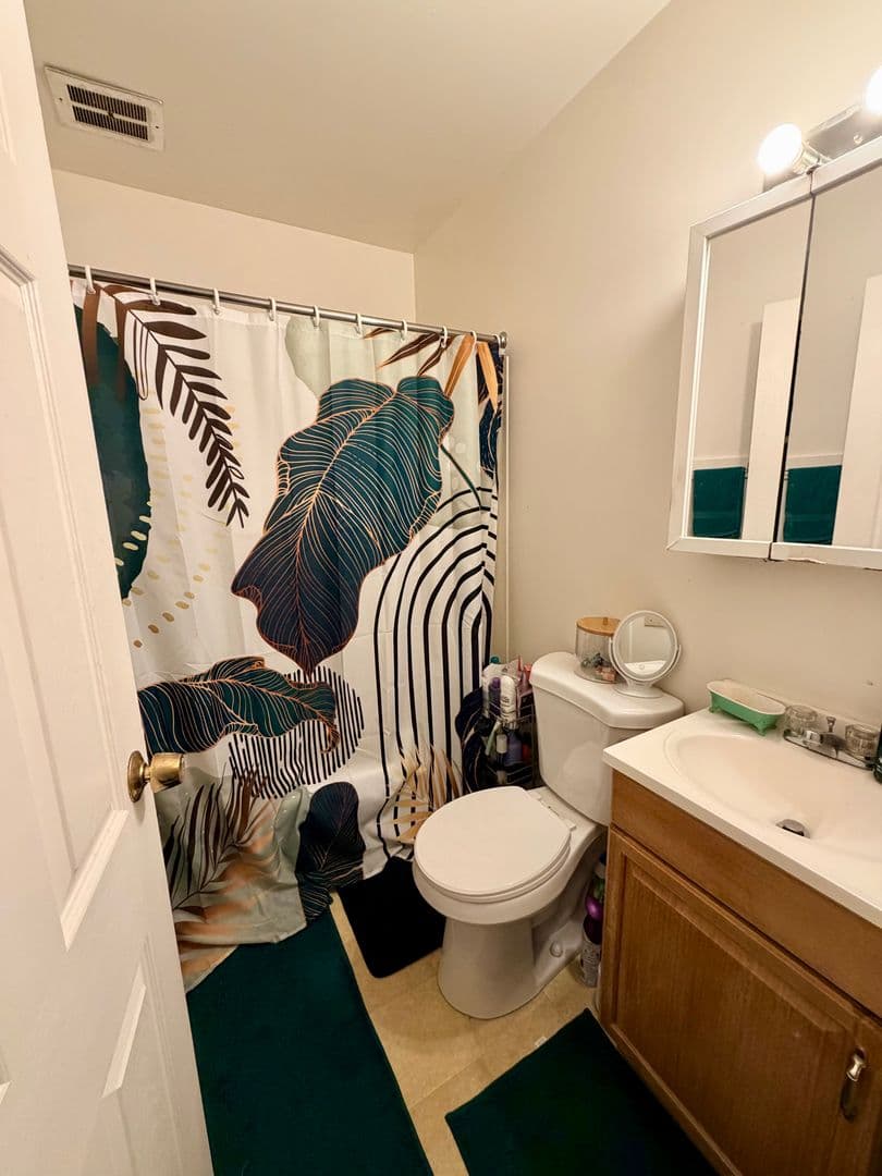 Madison Apartment: 16 E. Gorham St.