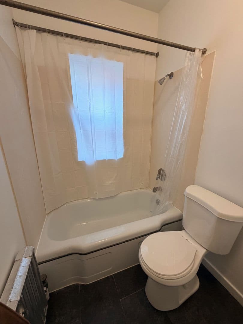 Madison Apartment: 10 E. Gorham St.